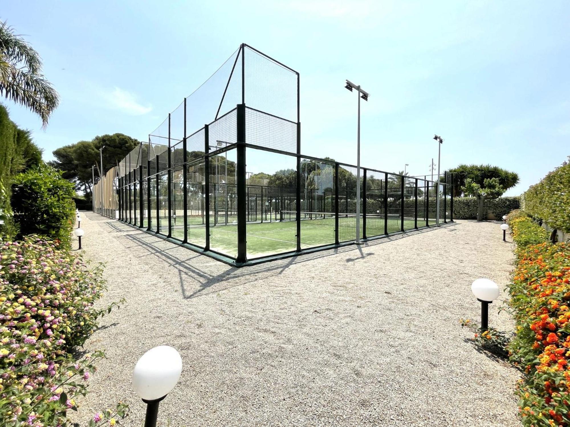 Luxurycambrils Resort&Spa Exterior foto